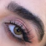 لنز عسلی رگه دار یونیک - تصویر 2