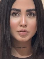لنز عسلی رگه دار یونیک